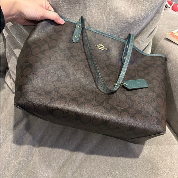 Coach City Tote Bag in Signature canvas - Picture 7 of 7